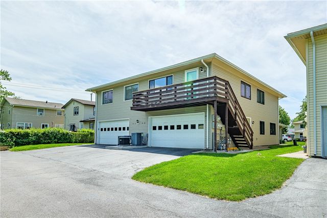 18 De Paul Drive, East Rochester, NY 14445