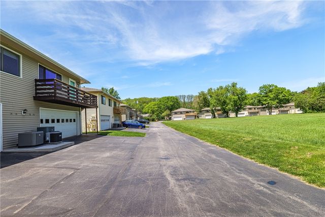 18 De Paul Drive, East Rochester, NY 14445