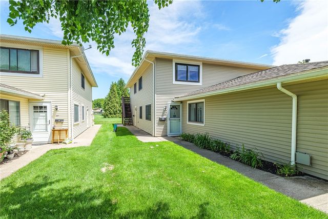 18 De Paul Drive, East Rochester, NY 14445