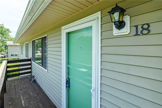 18 De Paul Drive, East Rochester, NY 14445