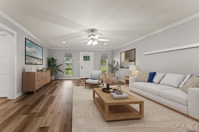 1333 Holly Dr, Slaughter, LA 70777