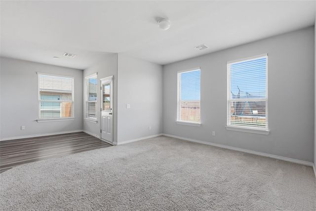 9520 Timberland Lane, Yukon, OK 73099