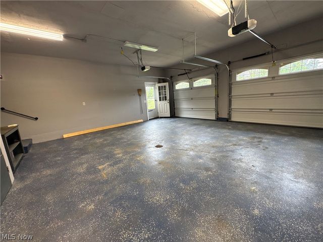 28000 Aurora Road, Solon, OH 44139