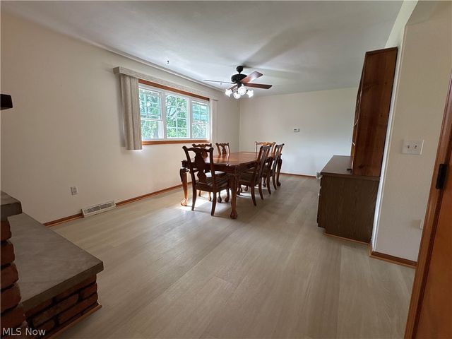 28000 Aurora Road, Solon, OH 44139