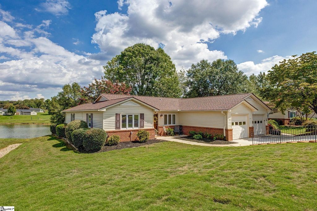 101 Lakeside Court, Greenville, SC 29615