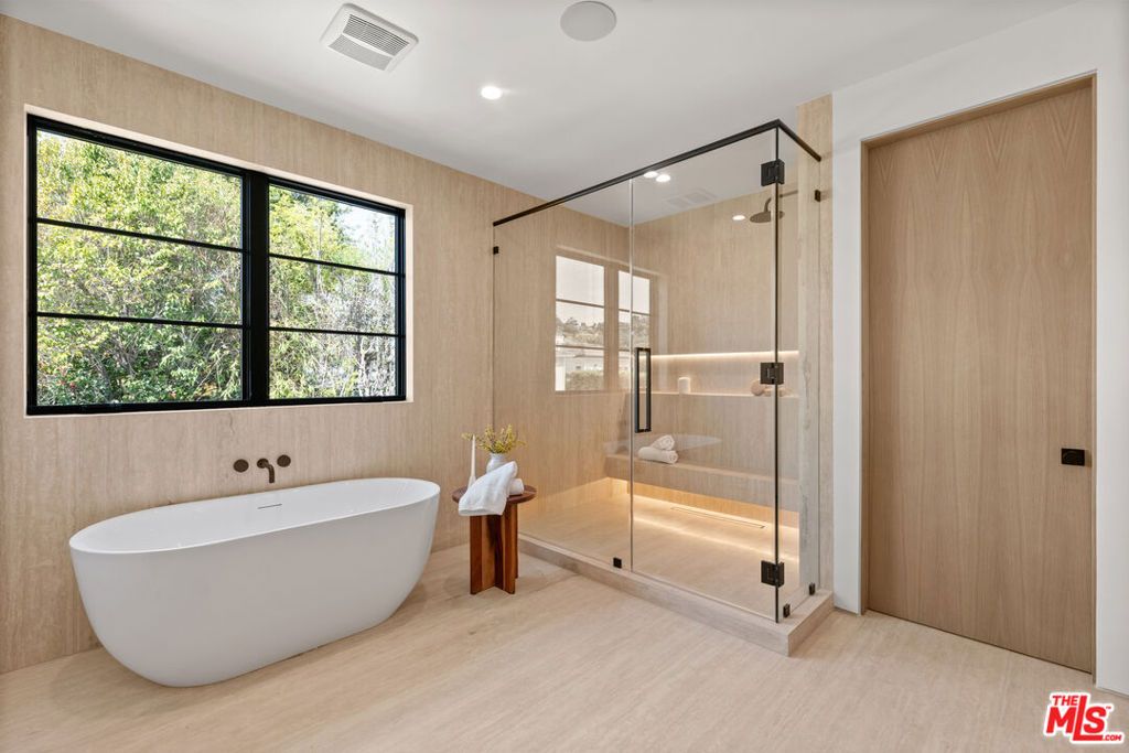 property-img