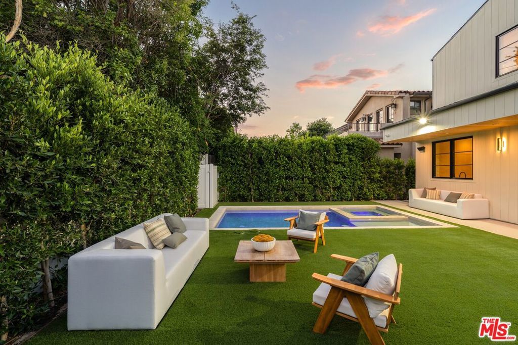 property-img