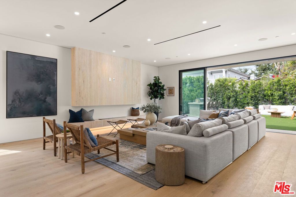 property-img