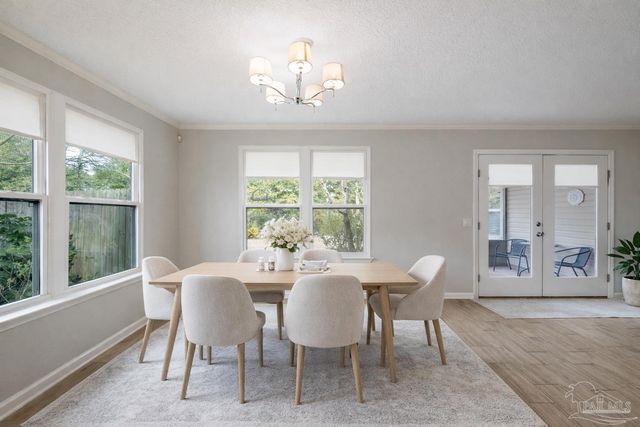 1522 Sandcliff Dr, Pensacola, FL 32507