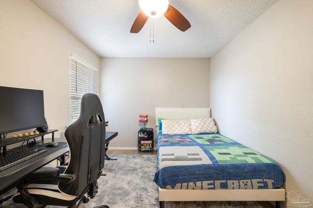 1522 Sandcliff Dr, Pensacola, FL 32507