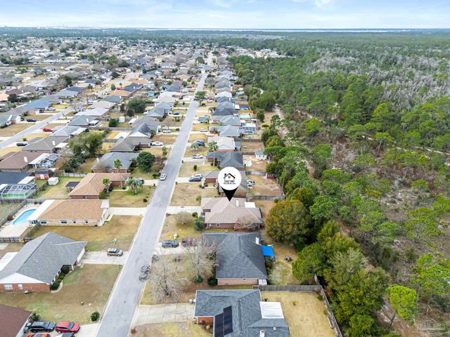 1522 Sandcliff Dr, Pensacola, FL 32507