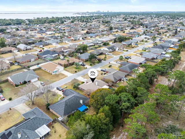 1522 Sandcliff Dr, Pensacola, FL 32507
