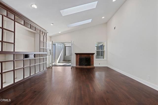 6250 Calle Bodega, Camarillo, CA 93012