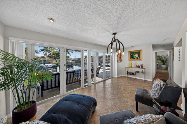 1400 SE 3rd Avenue, Pompano Beach, FL 33060