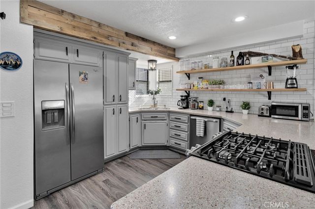 2021 Wildhorse Lane, Big Bear City, CA 92315