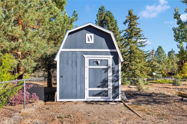 2021 Wildhorse Lane, Big Bear City, CA 92315