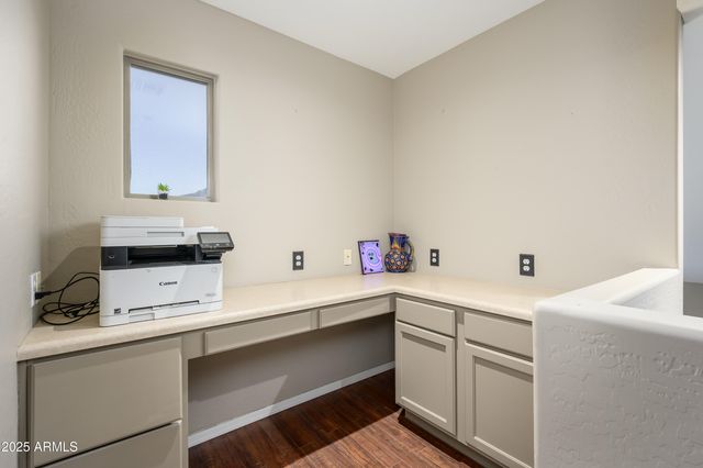 29986 N LITTLE LEAF Drive, San Tan Valley, AZ 85143