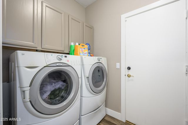 29986 N LITTLE LEAF Drive, San Tan Valley, AZ 85143