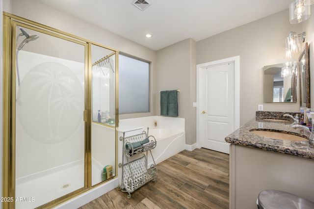 29986 N LITTLE LEAF Drive, San Tan Valley, AZ 85143