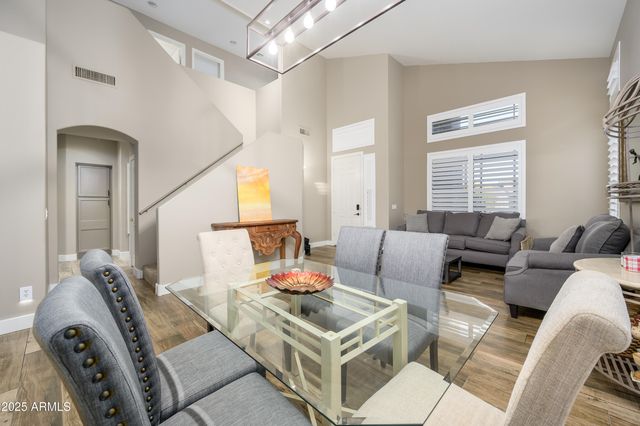 29986 N LITTLE LEAF Drive, San Tan Valley, AZ 85143