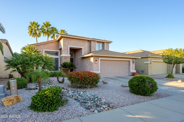 29986 N LITTLE LEAF Drive, San Tan Valley, AZ 85143