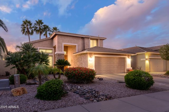 29986 N LITTLE LEAF Drive, San Tan Valley, AZ 85143