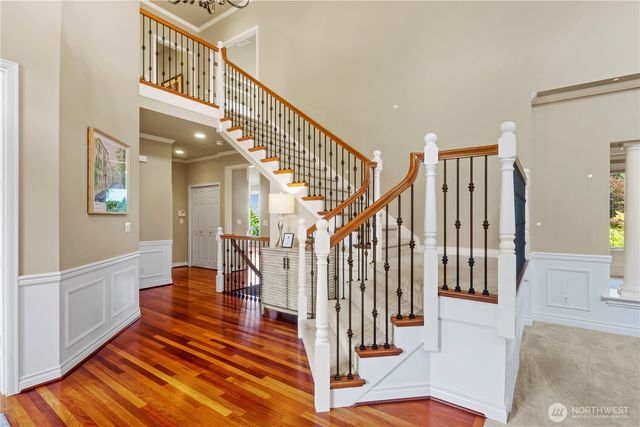23270 SE 51st Place, Issaquah, WA 98029