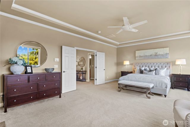 23270 SE 51st Place, Issaquah, WA 98029