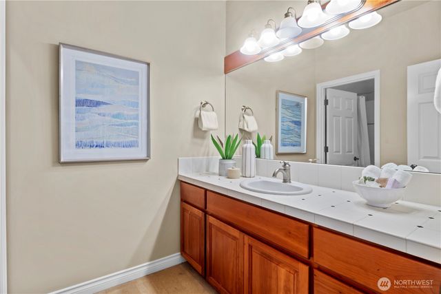 23270 SE 51st Place, Issaquah, WA 98029