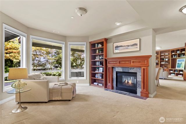 23270 SE 51st Place, Issaquah, WA 98029