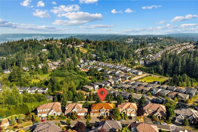 23270 SE 51st Place, Issaquah, WA 98029