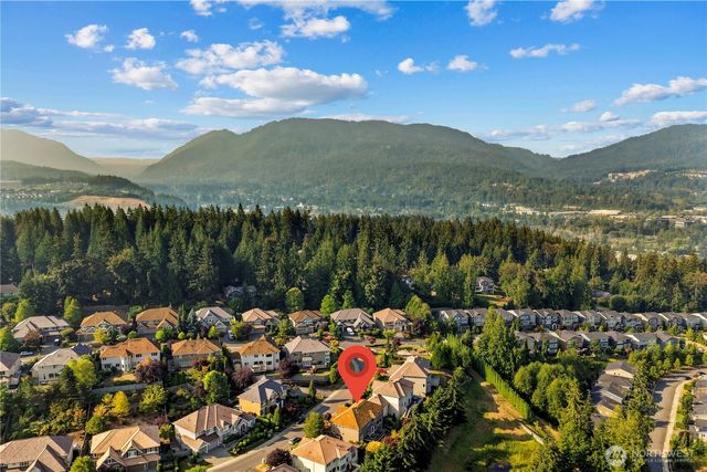 23270 SE 51st Place, Issaquah, WA 98029