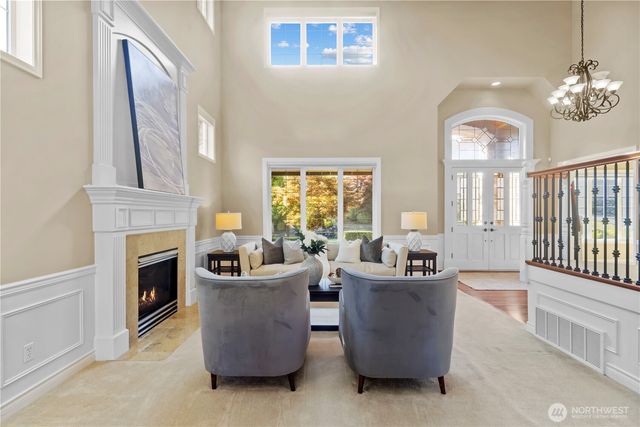 23270 SE 51st Place, Issaquah, WA 98029