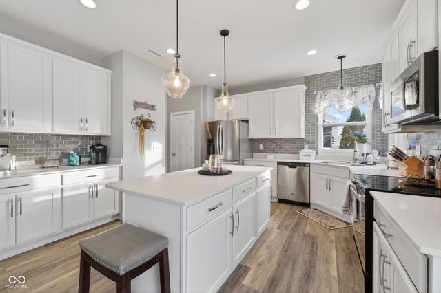 146 Verdant Drive, Cicero, IN 46034