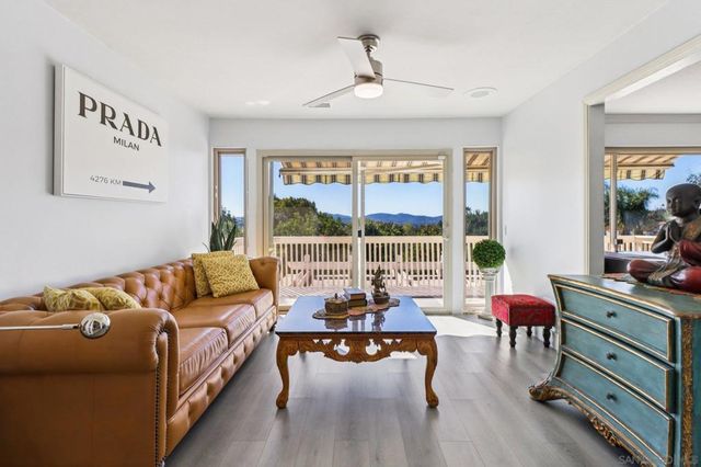 3015 Colley Ln, Escondido, CA 92025