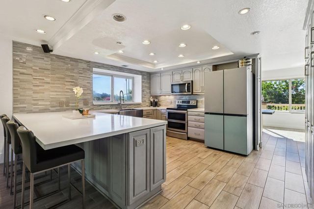 3015 Colley Ln, Escondido, CA 92025