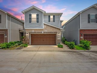10210 Pinewood Fox Drive, Houston, TX 77080