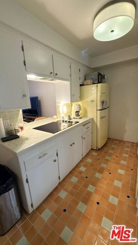 1570 Via Capri 2, Laguna Beach, CA 92651