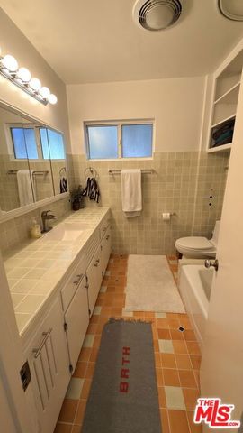 1570 Via Capri 2, Laguna Beach, CA 92651