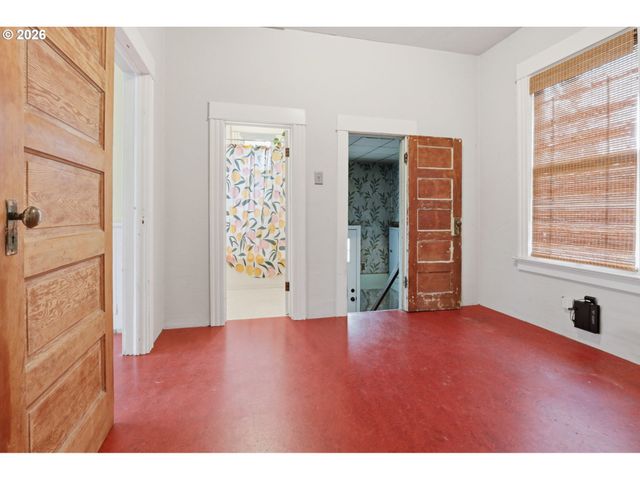 334 Se 78TH Ave, Portland, OR 97215