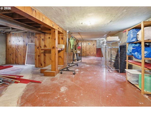 334 Se 78TH Ave, Portland, OR 97215