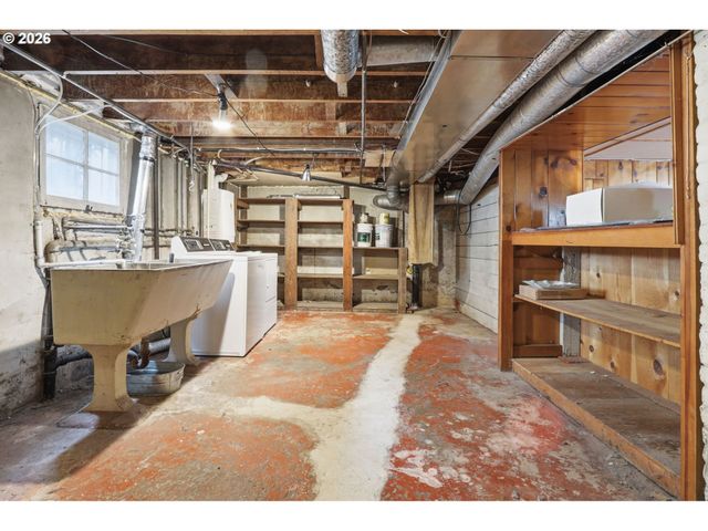 334 Se 78TH Ave, Portland, OR 97215