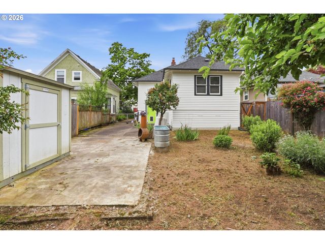 334 Se 78TH Ave, Portland, OR 97215