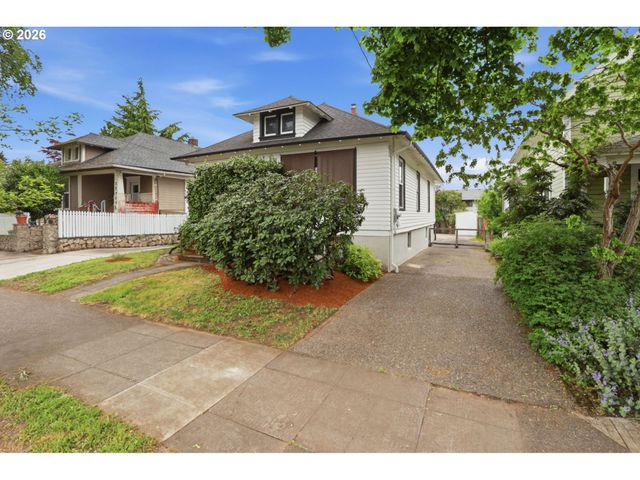 334 Se 78TH Ave, Portland, OR 97215