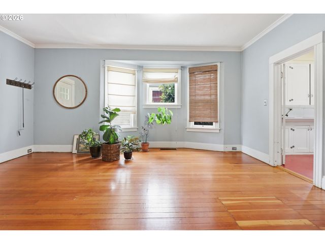 334 Se 78TH Ave, Portland, OR 97215
