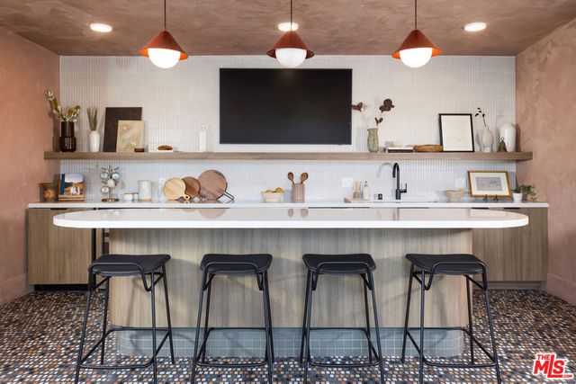 7617 Santa Monica Boulevard 310, West Hollywood, CA 90046