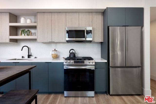 7617 Santa Monica Boulevard 310, West Hollywood, CA 90046