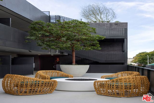 7617 Santa Monica Boulevard 310, West Hollywood, CA 90046