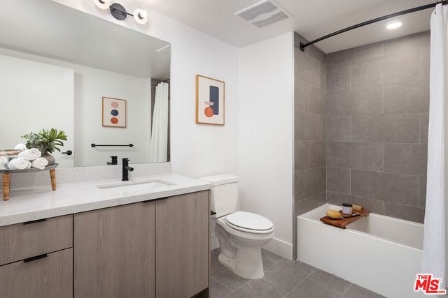 7617 Santa Monica Boulevard 310, West Hollywood, CA 90046