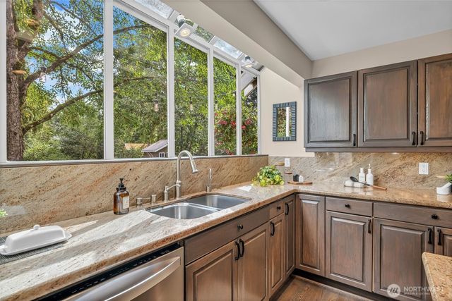 18817 NE 157th Street, Woodinville, WA 98072